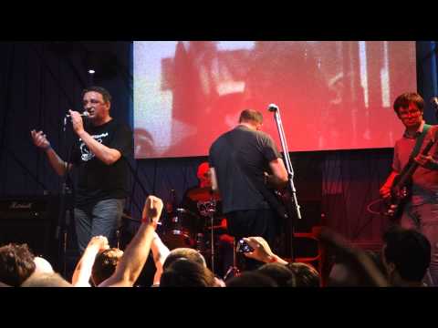 Видео: Банда Четырех - Я убил мента @ Brooklyn 06.06.2015