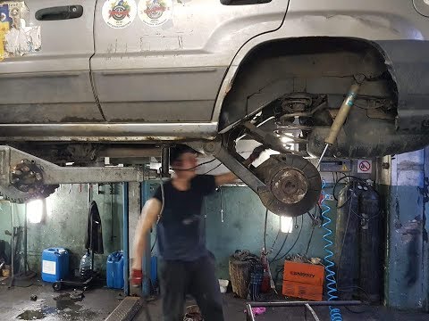 Видео: З амена и ремонт МОСТОВ Т.О. ПЕРЕД ФЕСТОМ Jeep Grand Cherokee 4.7