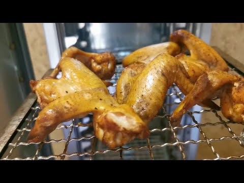 Видео: Варёно - жареные куриные крылья с дымком / Термокамера Golden Smoker / Деликатесы копчёные