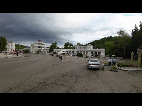 Видео: Кисловодск. Прогулка по просьбам подписчиков. Водопад, скала, ул. Гагарина, пер. Узкий.