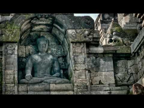 Видео: "Maudynės Gonge" / "Купание в гонгах" / "Bath in Gongs".