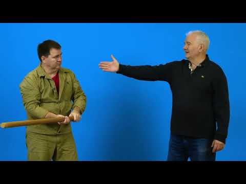 Видео: Защита от палок разной длины.