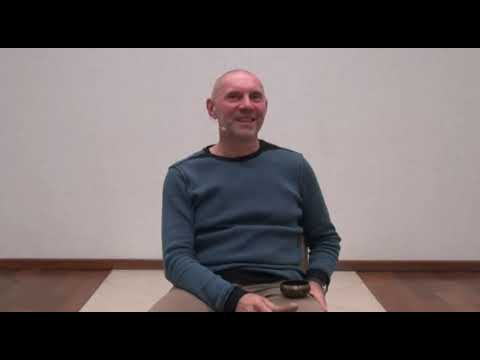 Видео: Про деньги и достоинство