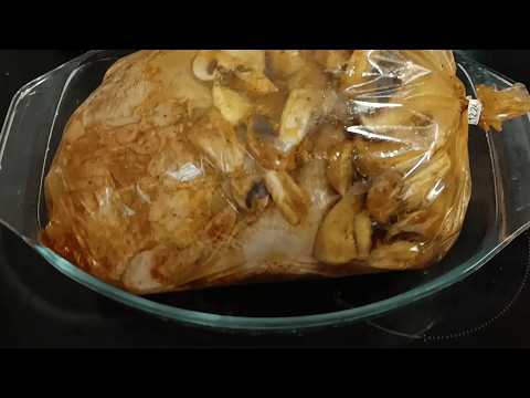 Видео: Печено пиле с гъби и моркови в плик, на фурна./ Показвам целият процес от началото, до краят.