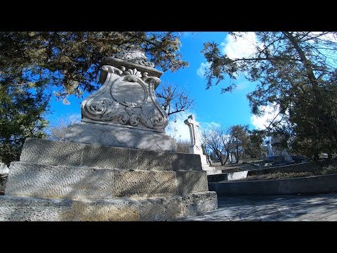 Видео: Записки севастопольского экскурсовода. Братское кладбище (часть 1)