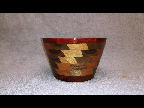 Видео: Обработка древесины: новый подход к изготовлению сегментов