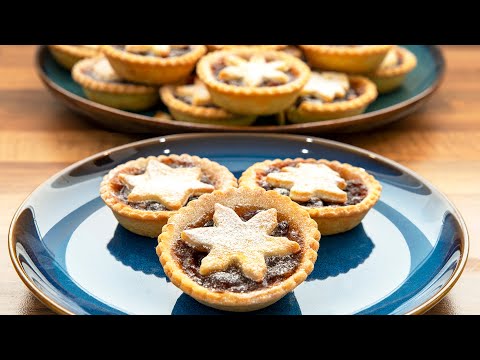 Видео: Пироги с начинкой. Вкусные рождественские сладкие пироги с начинкой.