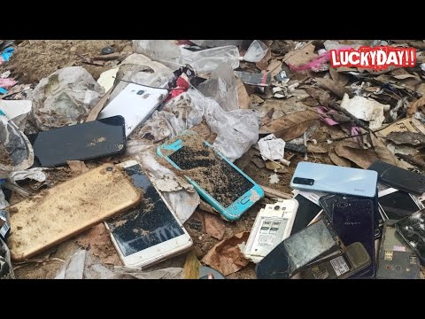 Видео: Потрясающий день🤑!!Я нашла много мобильных телефонов в центре по переработке мусора||infinix rest,