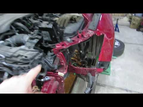 Видео: Рихтовка Mazda 3, день первый!)