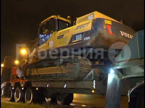 Видео: 10 машин повреждены на хабаровском проспекте из-за обрыва проводов. Mestoprotv