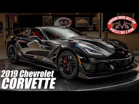 Видео: Chevrolet Corvette ZR1 Coupe 3ZR ZTK 2019 года продаётся в Vanguard Motor Sales #1823