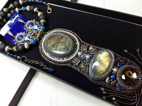 Видео: Колье с лабрадоритом на мэмори + серьги.