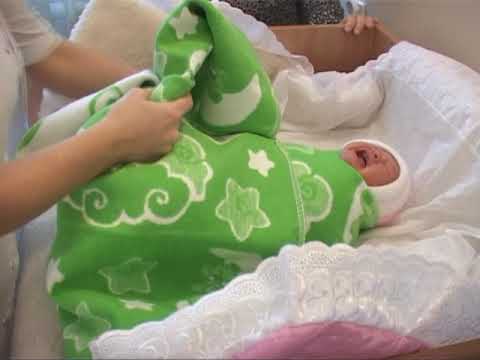 Видео: Диана выписка из роддома