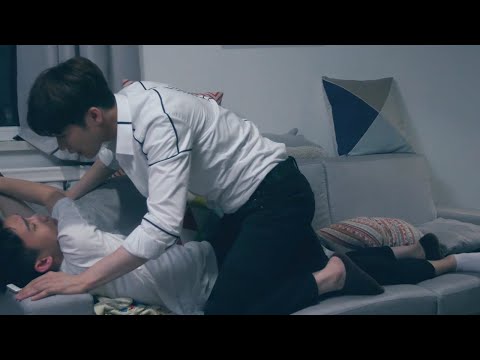 Видео: «Мой мальчик, как ты собираешься доказать, что любишь меня»! ?