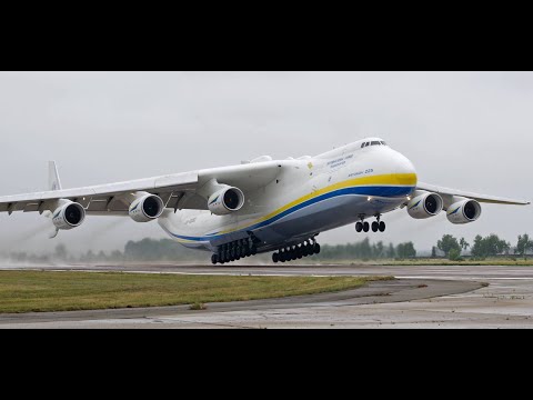 Видео: Ан-225 МРИЯ. Проход для зрителей и посадка самого большого самолета в Варшаве. Видео из кабины.