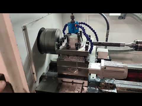 Видео: Токарная обработка валов