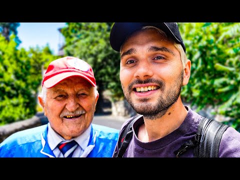 Видео: Учителя физкультуры: зарплаты, кредиты, грамоты