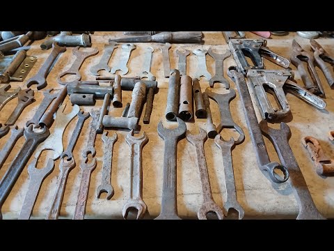 Видео: Барахолка на дому. Продажа. Инструменты. Электрические приборы. Тиски. Патрон. Разное.
