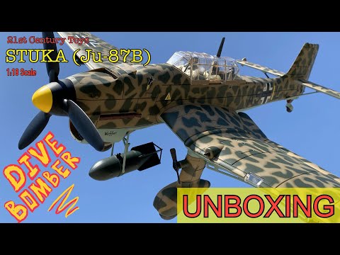 Видео: Распаковка пикирующего бомбардировщика STUKA (1:18) от 21st Century Toys
