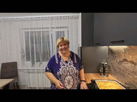 Видео: Подшиваю новые шторы  для кухни и готовлю вкуснейшую запеканку.