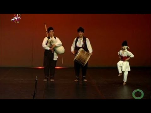 Видео: Ансамбл Македонија.Концерт .