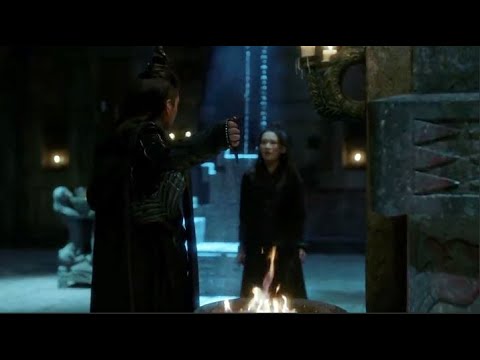 Видео: Король Волков уничтожил знак любви и заставил девушку сдаться.