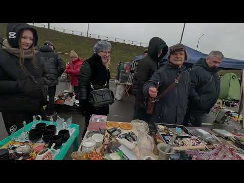 Видео: Барахолка свела с ума 🥰 новогодние торги. Деньги из мусора. Мусорщик