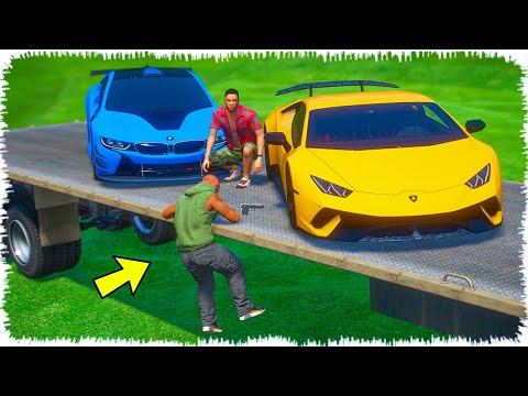 Видео: Полицейский Джонни ҚҰПИЯ Машиналар ТАУЫП АЛДЫ (GTA V) жони джони