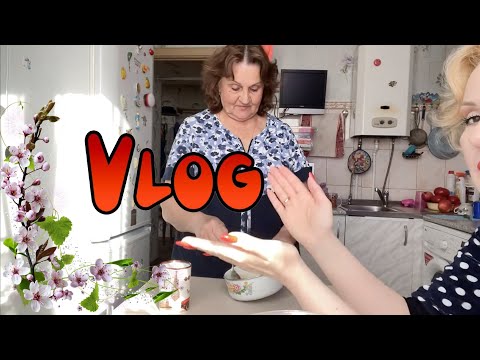 Видео: VLOG: СЕМЕЙНОЕ ЧАЕПИТИЕ, ГОТОВИМ ОЛАДУШКИ и пр.