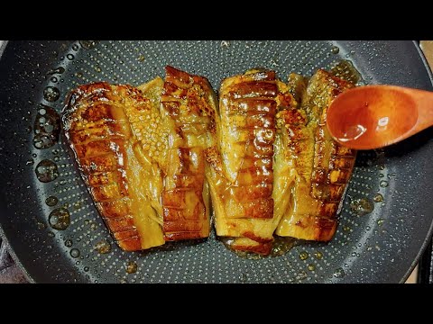 Видео: Как приготовить веганский унаги из баклажана? Вкус отличный, а метод очень простой!