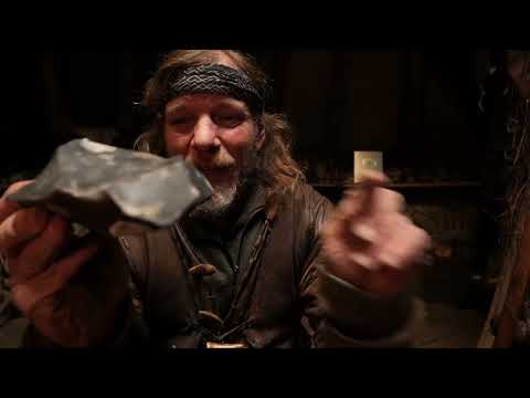 Видео: Узнайте, как изготавливать инструменты из кремня