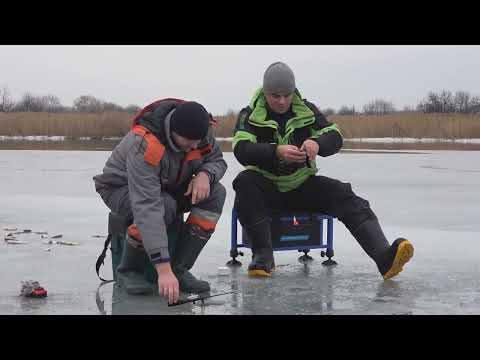 Видео: РЫБАЛКА ПОСЛЕ КОТОРОЙ НЕ ПУСКАЮТ ДОМОЙ!!! С ОДНОЙ ЛУНКИ ГОРА РЫБЫ на ПОПЛАВОК