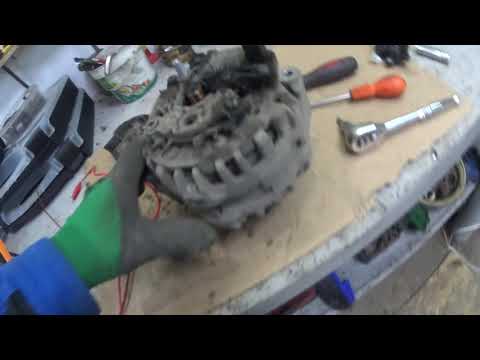 Видео: Lada Granta пропала зарядка, ремонт генератора BOSCH