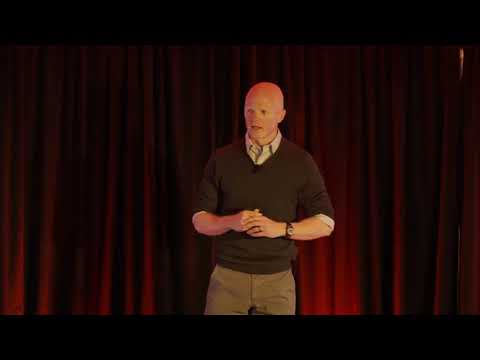 Видео: Бен Бикман: Стоит ли ограничивать белок? Инсулин и глюкагон, голодание и низкоуглеводное питание