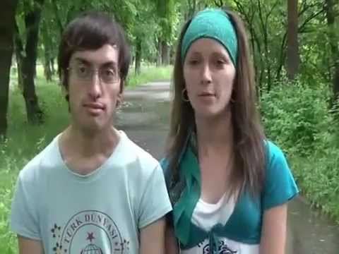 Видео: Смотри он около тебя...