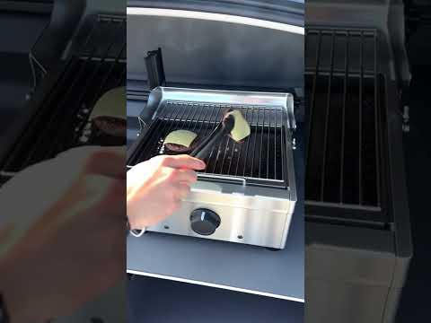 Видео: Гриль в машине