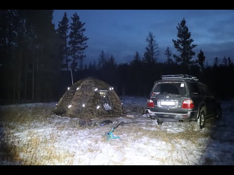 Видео: Отдых в лесу на новогодние или отзыв и зимней палатки УП 5 ЛЮКС