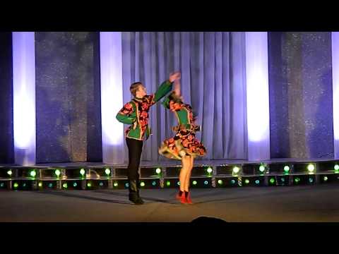 Видео: Танец "Веселая кадриль"