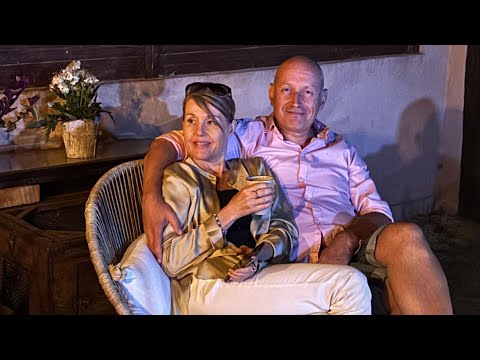 Видео: НЕ ПРЕДВИДЕННЫЕ РАСХОДЫ! В ГОСТИ К ФРАНЦУЗСКИМ РОДСТВЕННИКАМ. ДОМ ФРАНЦУЖЕНКИ. ЧТО ЕДЯТ ФРАНЦУЗЫ 