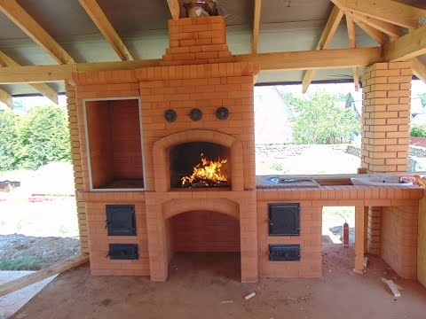 Видео: Барбекю с коптильней