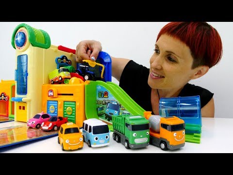 Видео: Учим английский с машинками. Мультик 4 машинки - Маша Капуки