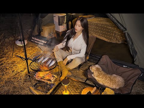 Видео: Маленькая тёплая палатка в лесу | Жареные желудки и макколи