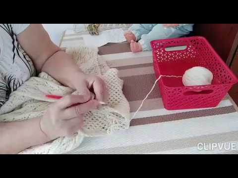 Видео: Комбинезон готов//А рукава вяжутся//Чуть не положили в больницу//