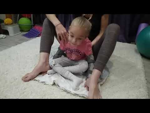 Видео: Упражнения Бобат-терапии .для детей с ДЦП.