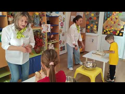 Видео: Здравословно състезание с плодове и зеленчуци в ДГ "Надежда" – група "Мики Маус"