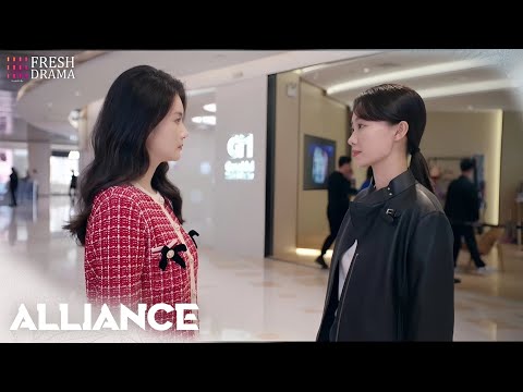 Видео: Экс-любовница мужа начинает ссору, но говорит: "Спасибо за мусорного мужчину, которого не хочу~"