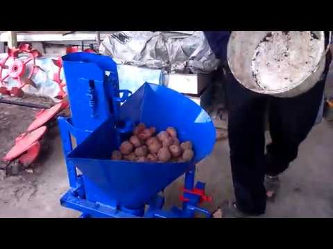 Видео: Испытание картофелесажалки цепной, на мотоблок (часть 1)