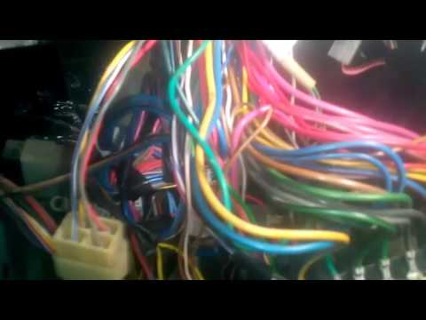 Видео: Замыкание поиск Нива 21213