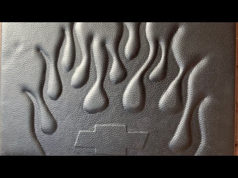 Видео: Мастер-класс по самостоятельной обивке дверей (швейная машинка не требуется, тисненые языки пламе...