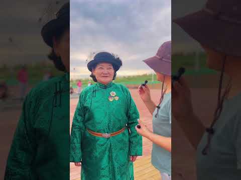 Видео: Улсын харцага Наранбаатарыг нутгийн зон олон нь чин сэтгэлийн баяр талархалтайгаар угтан авлаа.